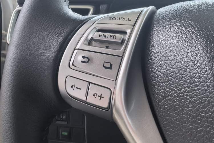 Used Nissan Qashqai 2017 2.0L CVT Smart Enjoyment Version China VI Standard