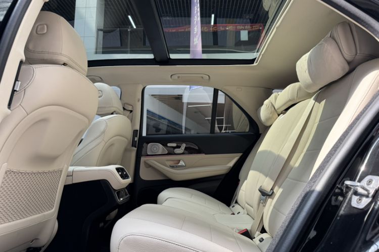 Used Mercedes-Benz GLE 2024 Refreshed GLE 350 4MATIC Stylish Edition
