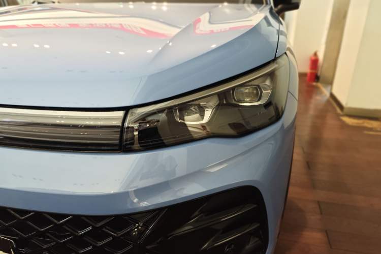 Used Volkswagen Tiguan L 2024 PRO 380TSI Four-Wheel Drive R-Line Smart Edition