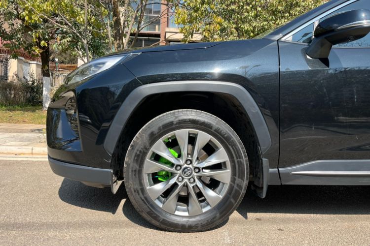 Used Toyota Wildlander 2024 2.0L CVT Two-Wheel Drive Leading Edition
