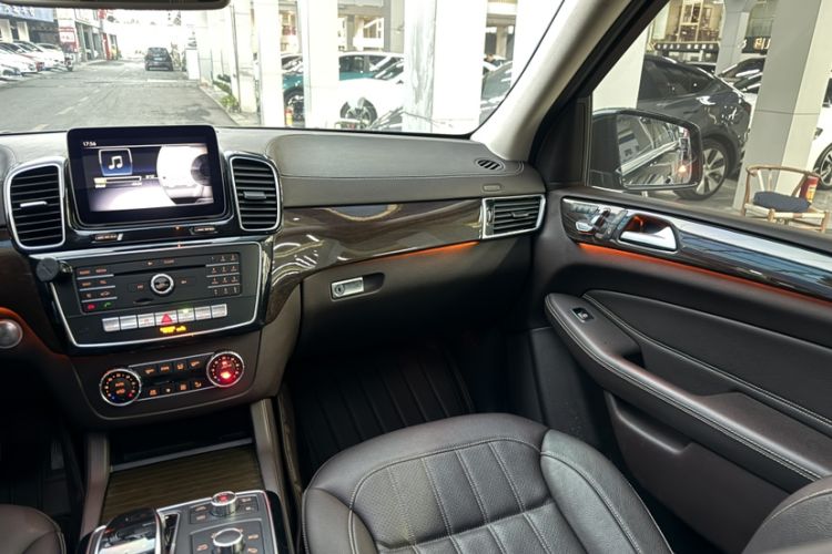 Used Mercedes-Benz GLS 2018 Refreshed GLS 400 4MATIC Dynamic Edition
