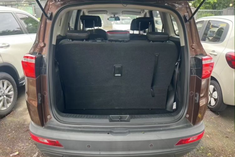 Used Wuling Hongguang S3 2019 1.5L Manual Standard Version China VI Standard
