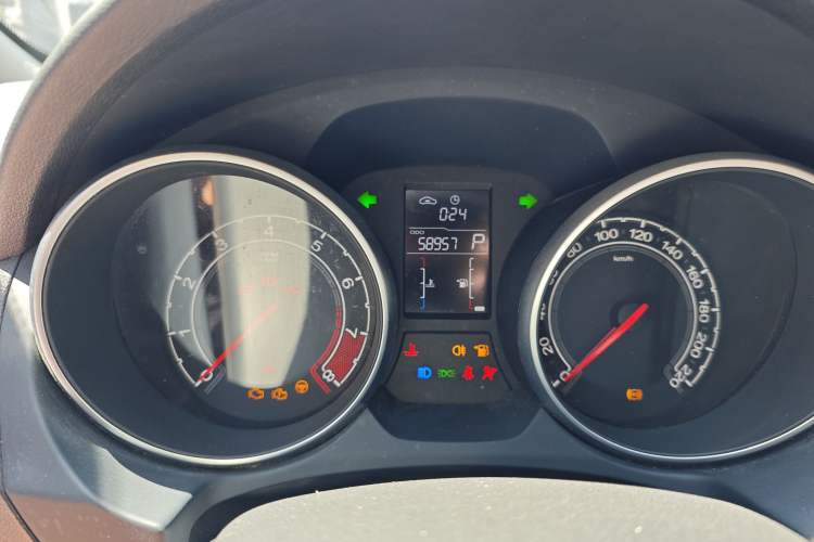 Used MG GT 2016 1.5L Automatic Value-Added Luxury Edition
