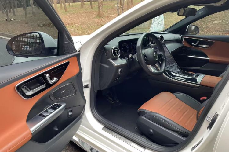 Used Mercedes-Benz C-Class 2024 C 200 L Sport Edition Interior 1