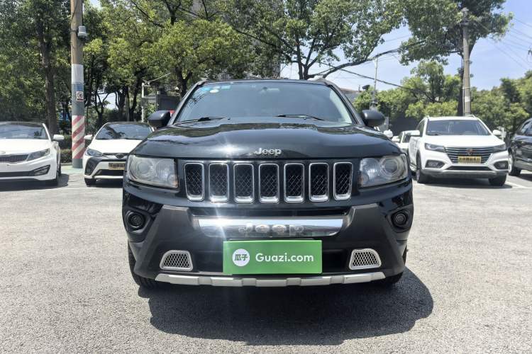 Used Jeep Compass 2014 2.0L two-wheel drive sport version