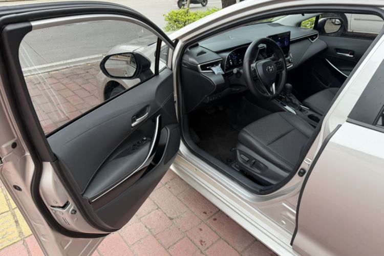 Used Toyota Levin 2023 Smart Electric Hybrid Dual-Engine 1.8L Sport Edition
