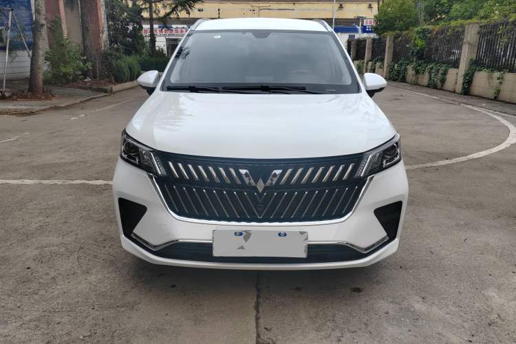 Used Wuling Jiachen 2022 1.5T Manual Comfort & Dynamic Version
