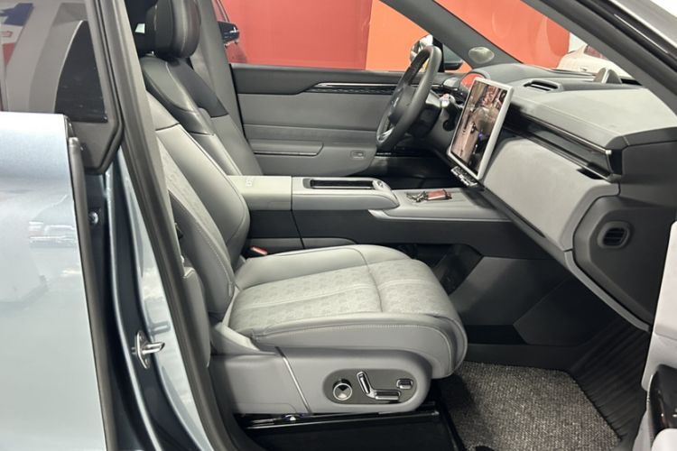 Used Zeekr 7X 2025 75 kWh Rear-Wheel Drive Intelligent Driving Version
