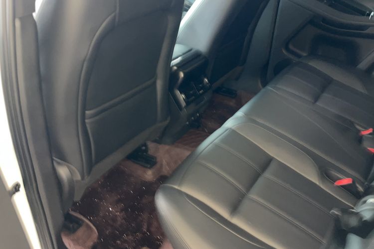 Used Land Rover Range Evoque 2020 249 PS Youth Edition Interior 2