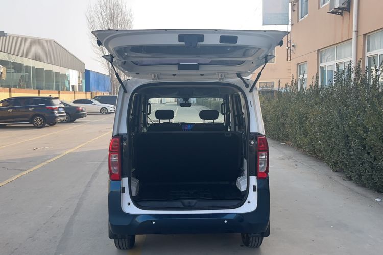 Used Wuling Zhiguang New Energy 2025 Standard Model Trunk