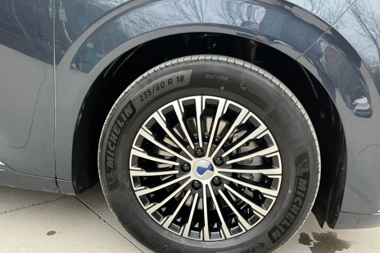 Used Denza D9 2022 DM-i 970 Four-Wheel Drive Prestige Model