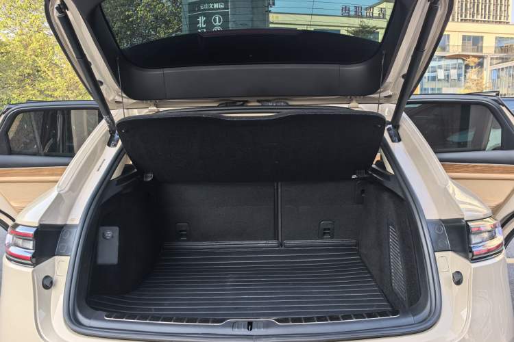 Used Hima AITO M5 2022 Pure Electric All-Wheel-Drive Performance Edition Interior 8