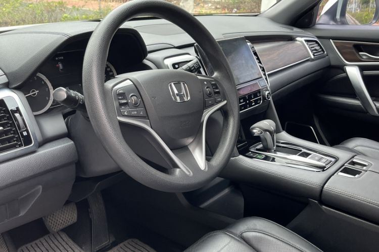 Used Honda UR-V 2017 240TURBO Two-Wheel Drive Classic Edition China V
