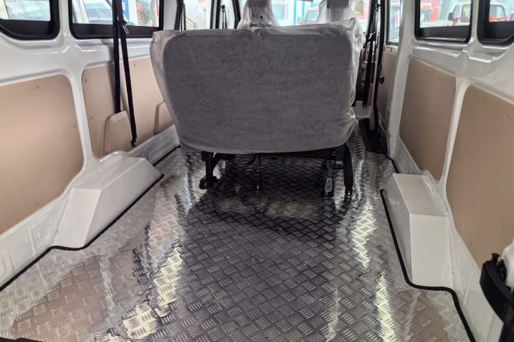 Used CHANGAN KUAYUE Xing V7 EV 2024 251 km Luxury Dual-Door Version 6 Seats Interior 3