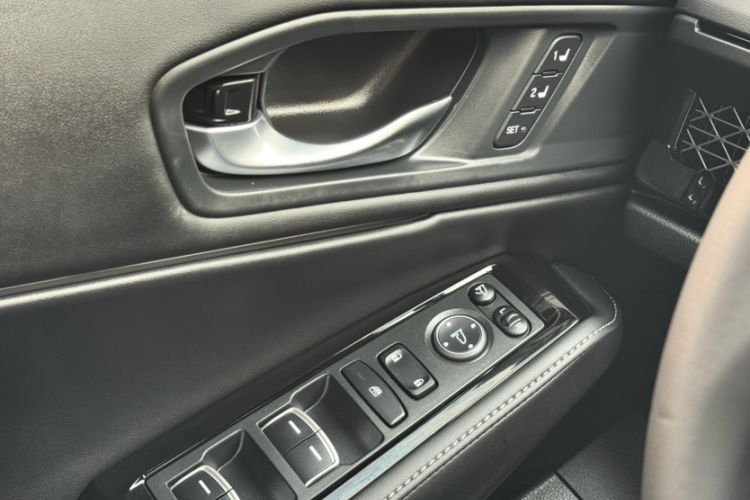 Used Honda Accord New Energy 2025 Model—2.0L e:PHEV Prestige Version Interior 4