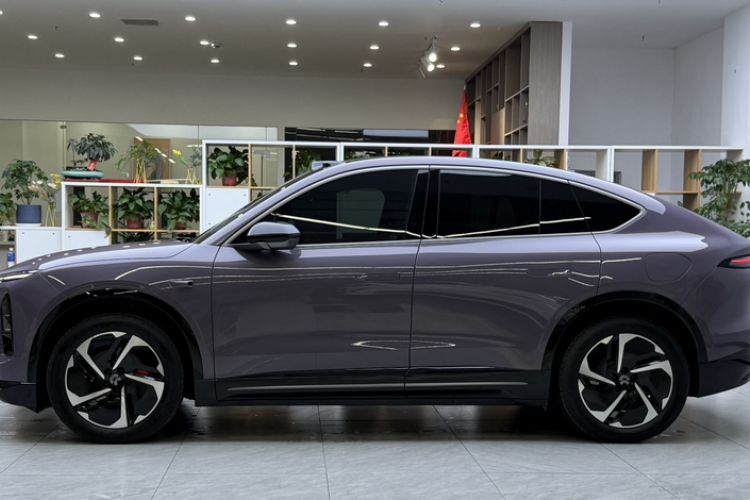 Used Nio EC6 2025 75 kWh Exterior 3