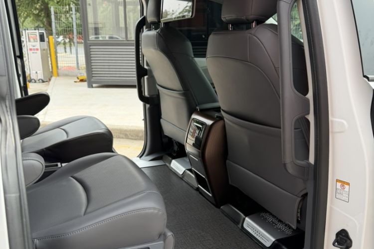 Used Toyota SIENNA 2024 2.5L Hybrid Comfort Edition
