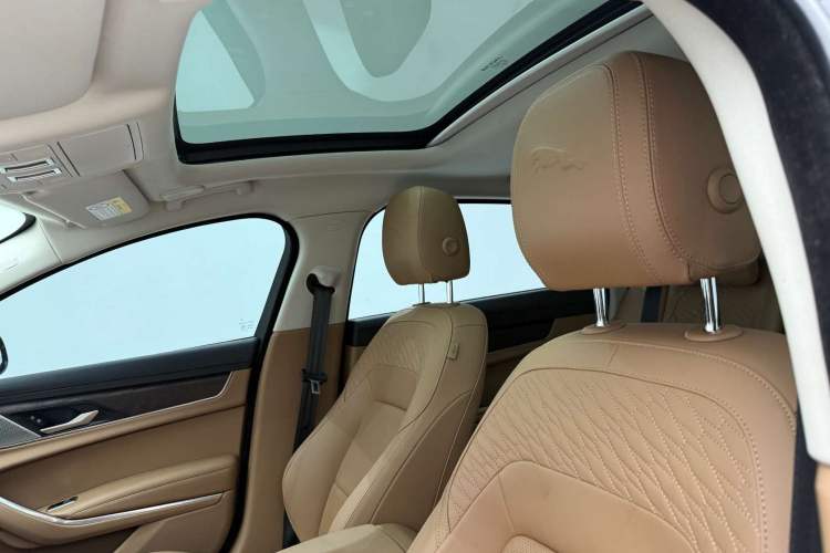 Used Jaguar XFL 2024 2.0T P250 Two-Wheel Drive Prestige Luxury Edition