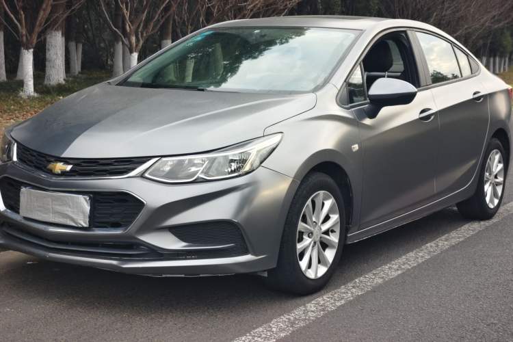 Used Chevrolet Cruze 2017 1.5L Automatic Pioneer Sunroof Edition