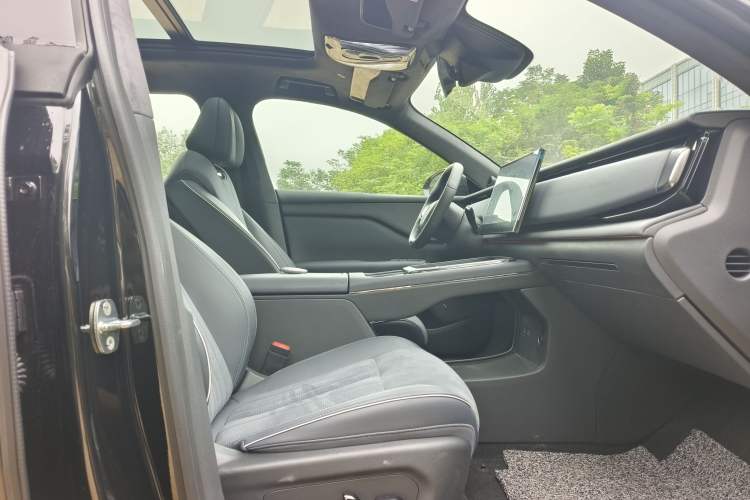 Used VOYAH COURAGE 2024 Four-Wheel Drive Global Edition
