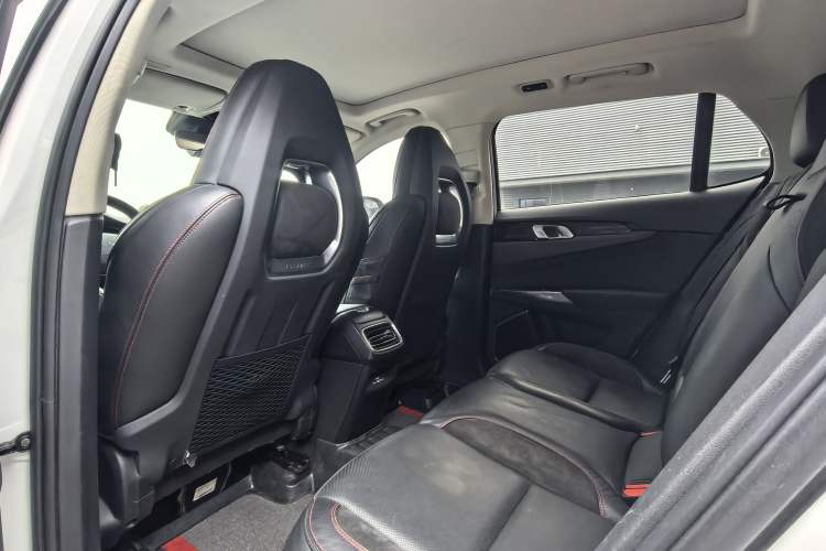 Used Lynk & Co 01 2017 2.0T Four-Wheel Drive Pro Edition Interior 3