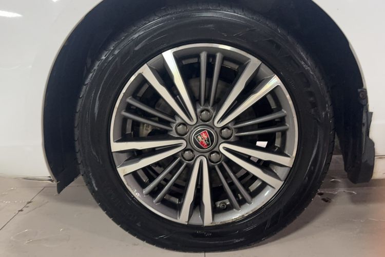 Used Roewe i5 2019 1.5L Automatic 4G Connected Langzhen Edition