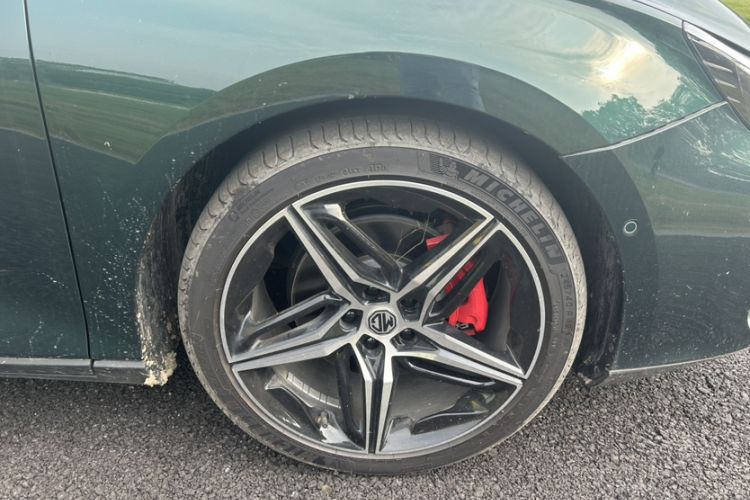 Used MG 7 2023 2.0T Automatic Trophy+ Ignition Glory Edition
