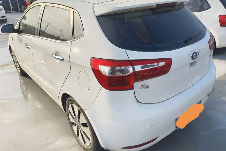 Used Kia K2 2012 Hatchback 1.6L AT Premium