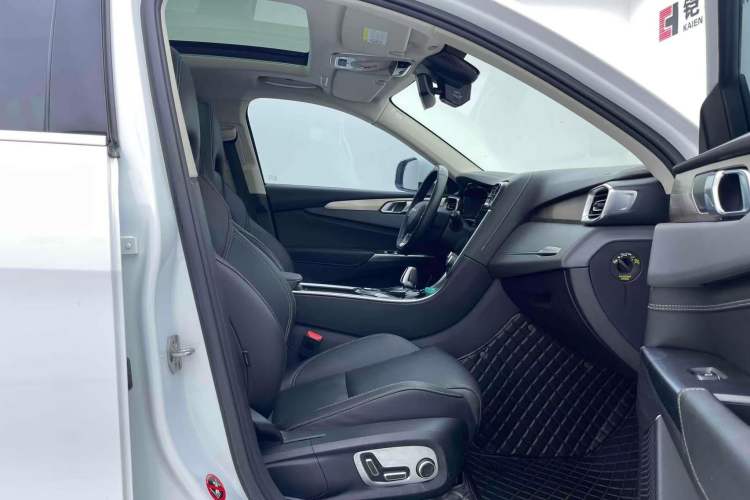 Used Lynk & Co 01 2019 2.0T Two-Wheel-Drive Pro Version China VI Standard