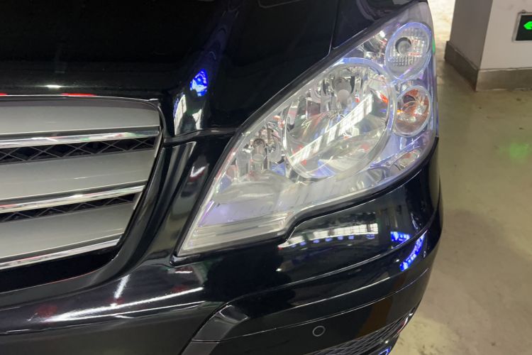 Used Mercedes-Benz Viano 2013 3.0L Navigator Edition
