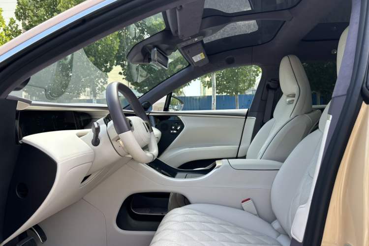 Used Avatr 11 2024 700 Three-Laser Four-Wheel Drive Recommended Version
