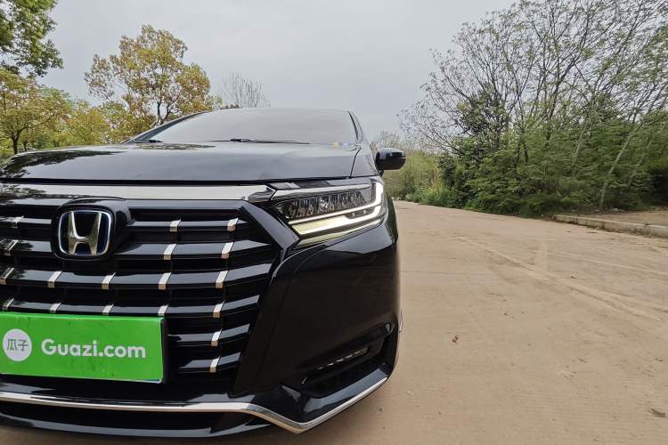 Used Honda Elysion 2022 2.0L eHEV Luxury Edition