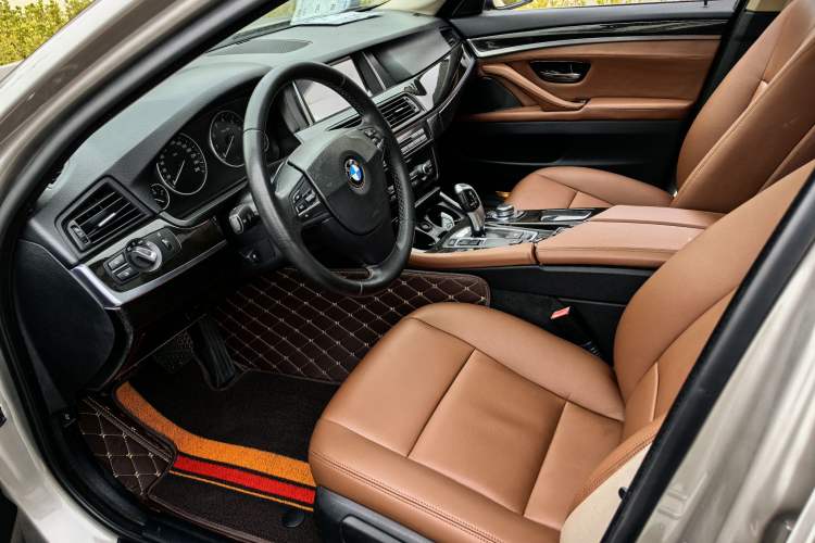 Used BMW 5 Series 2014 525Li Leading Model