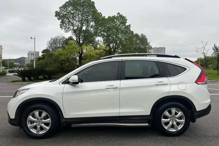 Used Honda CR-V 2012 2.0L two-wheel drive urban version
