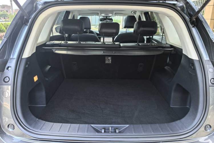 Used CHANGAN OSHAN X7 2021 1.5T Automatic Luxury Model Interior 5