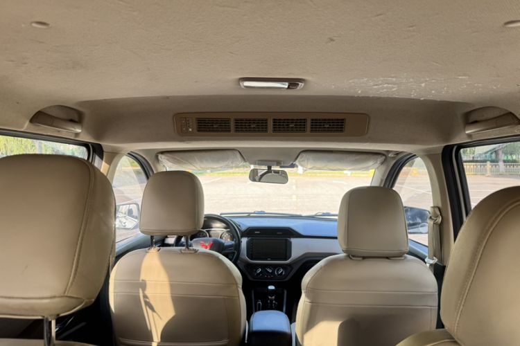 Used Wuling Hongguang 2021 1.5L Revised S Standard Version with Electric Power Steering LAR Interior 1