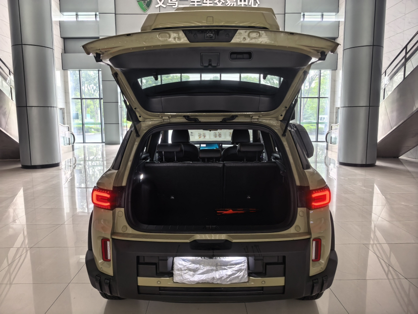 Geely Auto Cowboy 2025 1.5TD Fun-Offroad Version — снимка 17