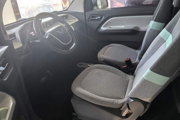 Used Wuling Hongguang MINIEV 2021 Macaron Premium Model – Lithium Iron Phosphate