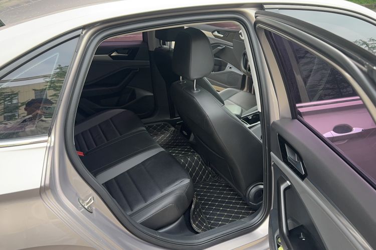 Used Volkswagen Sagitar 2020 280TSI DSG Comfort Version China VI Standard Interior 2