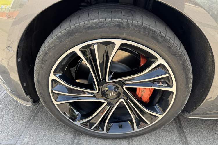 Used IM L7 2022 Pro Model Exterior 9