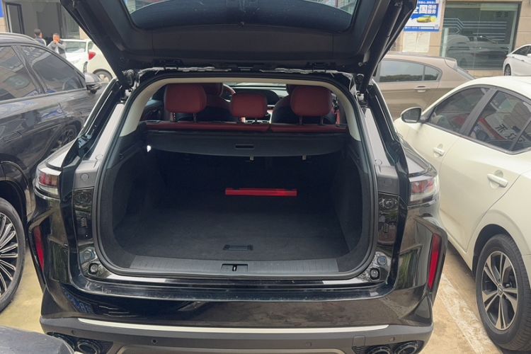 Used EXEED Stellar 2023 400T Four-Wheel Drive Deluxe Edition Trunk