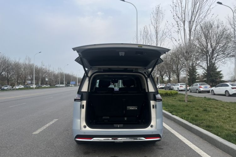 Used GAC Trumpchi E8 New Energy 2024 150km Longteng Starry Night Edition Interior 8