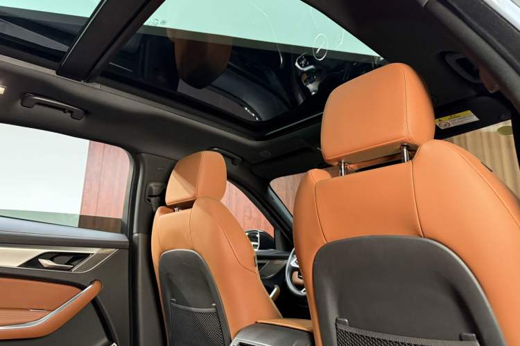 Used Jaguar F-PACE 2024 P250 R-Dynamic SE
