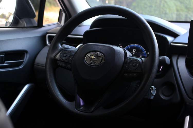 Used Toyota Corolla Cross 2023 2.0L Pioneer Edition