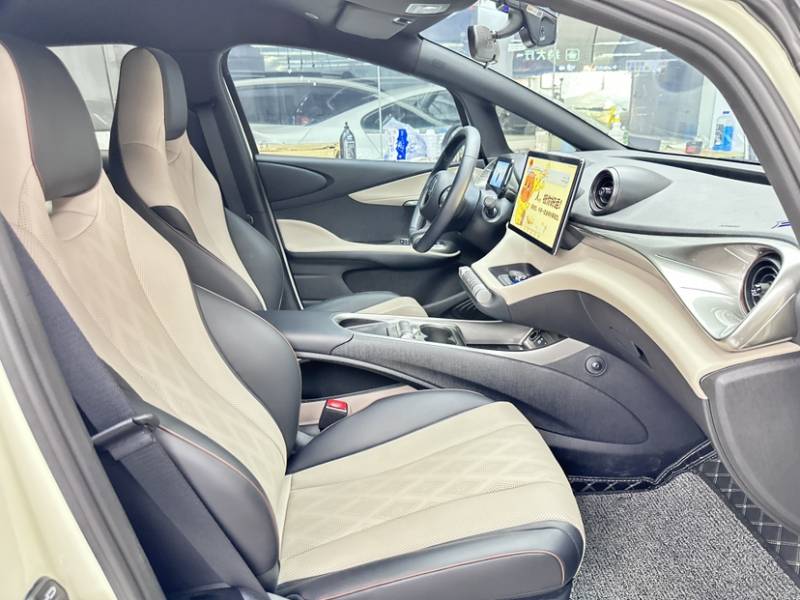 Used BYD Dolphin 2025 420km Free Edition — 24