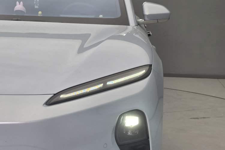 Used Nio ET5T 2023 75 kWh Touring Left Front Headlight