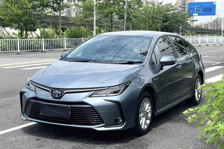 Used Toyota Corolla 2021 Dual-Motor 1.8L E-CVT Elite Edition