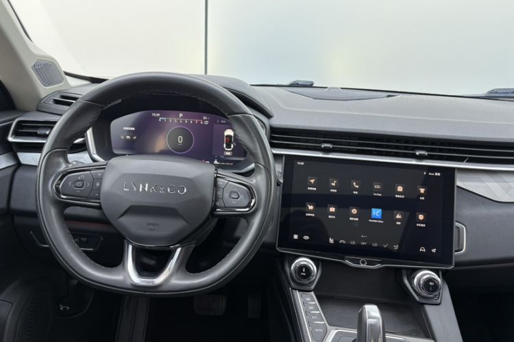 Used Lynk & Co 01 2021 2.0TD Two-Wheel-Drive Pro Trim
