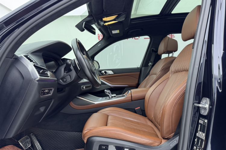 Used BMW X7 2022 xDrive40i Luxury M Sport Package
