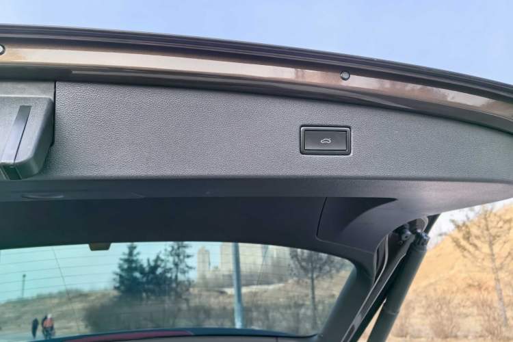 Used Volkswagen Tiguan 2017 330TSI All-Wheel-Drive Innovation Model